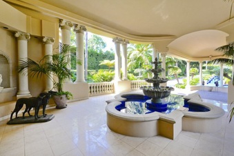 Enlarge photo 12