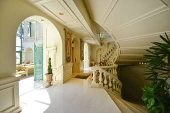 Enlarge photo 18