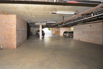 Enlarge photo 91