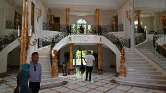 Enlarge photo 61