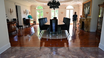 Enlarge photo 75