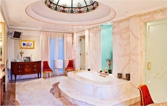 Enlarge photo 42