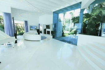 Enlarge photo 110