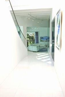 Enlarge photo 122