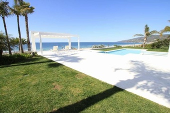 Enlarge photo 22