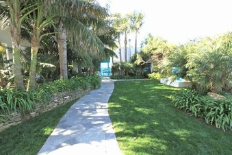Enlarge photo 33