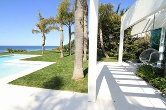 Enlarge photo 42