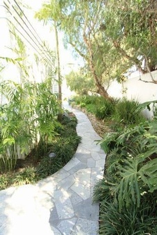 Enlarge photo 69