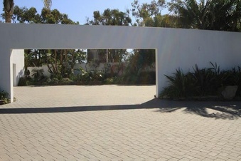Enlarge photo 83