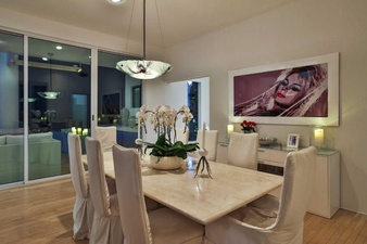 Enlarge photo 18