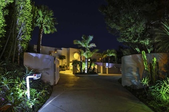 Enlarge photo 59
