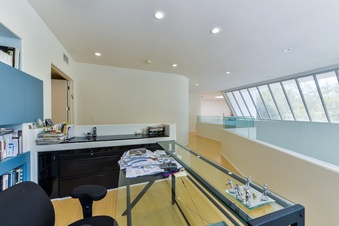 Enlarge photo 50