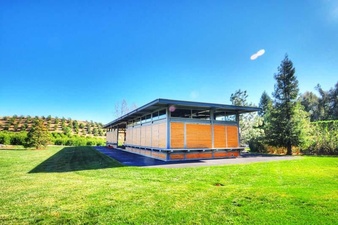 Enlarge photo 108