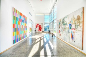 Enlarge photo 37