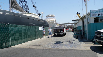 Enlarge photo 37