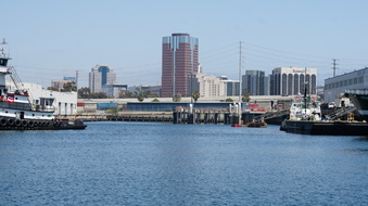 Enlarge photo 64