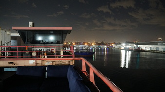 Enlarge photo 149