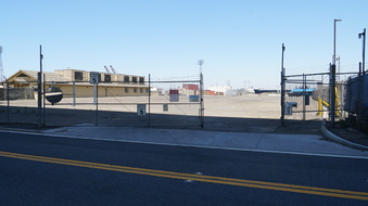 Enlarge photo 1
