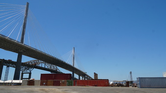 Enlarge photo 37