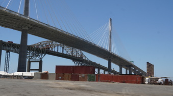 Enlarge photo 46
