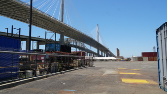 Enlarge photo 63