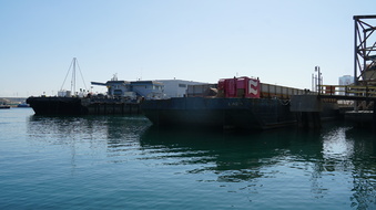 Enlarge photo 76