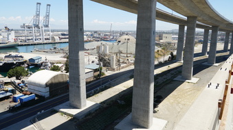 Enlarge photo 37