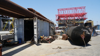 Enlarge photo 40