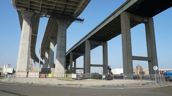 Enlarge photo 14
