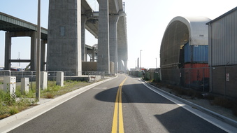 Enlarge photo 37