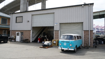Enlarge photo 24