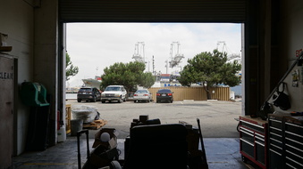 Enlarge photo 38