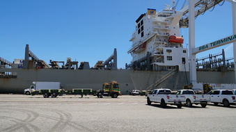 Enlarge photo 37