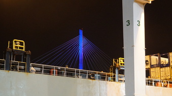 Enlarge photo 121