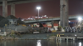Enlarge photo 193
