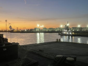 Enlarge photo 43