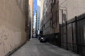 Enlarge photo 13