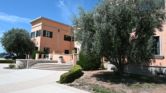 Enlarge photo 14