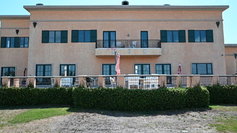 Enlarge photo 24