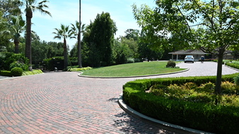 Enlarge photo 12