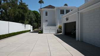 Enlarge photo 30