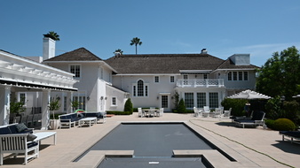 Enlarge photo 35
