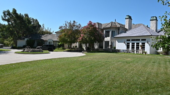 Enlarge photo 10