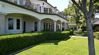 Enlarge photo 52