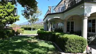 Enlarge photo 54