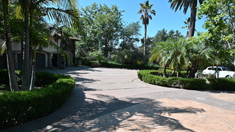 Enlarge photo 16