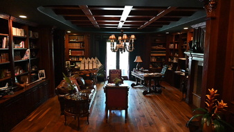 Enlarge photo 46