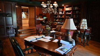 Enlarge photo 47