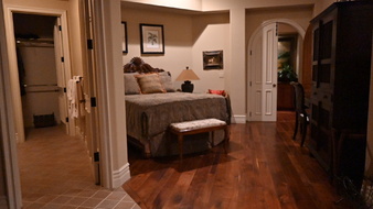 Enlarge photo 52