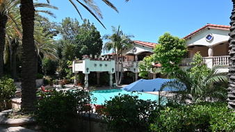 Enlarge photo 107